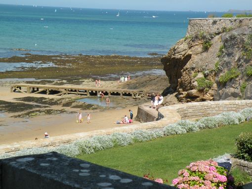  plage de Saint-Enogat, beau temps